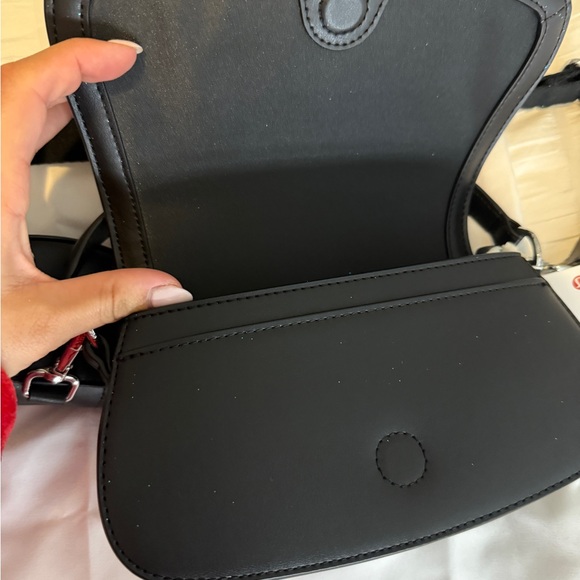 lululemon athletica Black Crossbody Bag - Picture 3 of 6
